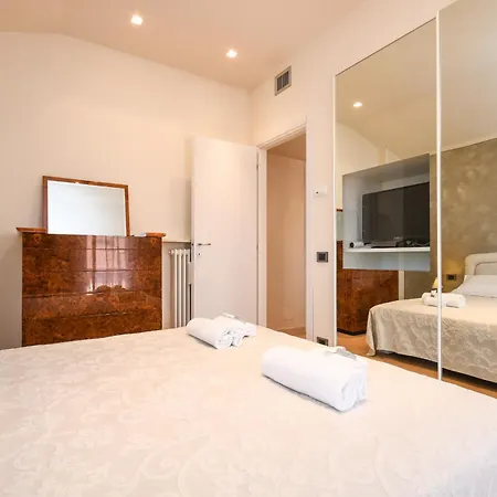 Mgh Luxury - View Penthouse Desenzano