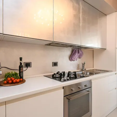 Daire Mgh Luxury - View Penthouse Desenzano *