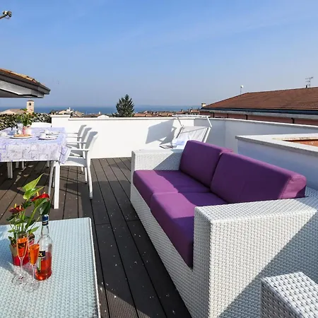 Mgh Luxury - View Penthouse Desenzano Daire Desenzano del Garda