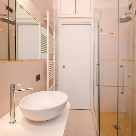 Mgh Luxury - View Penthouse Desenzano Апартаменты